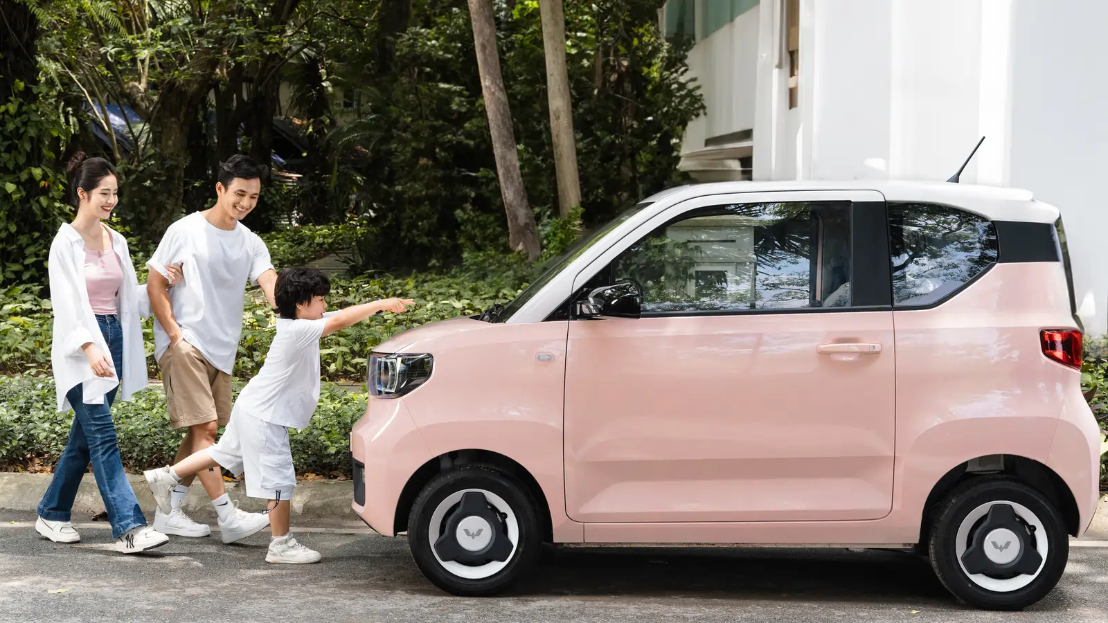 Chi phí vận hành ngày càng rẻ, tương lai xe điện có thể áp đảo xe xăng